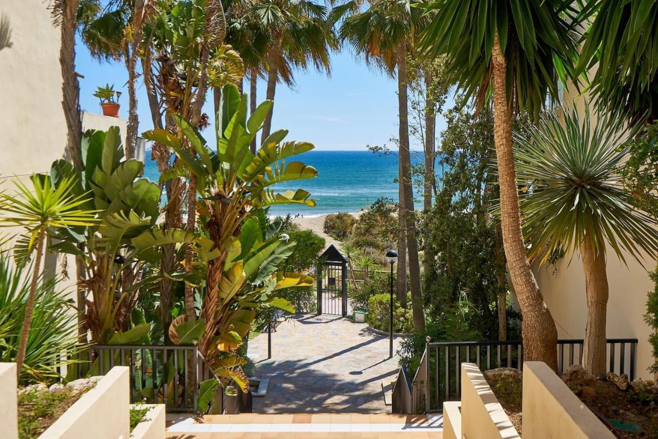 Oleholidays 806 Romana Playa Primera Linea De Playa Marbella Luaran gambar