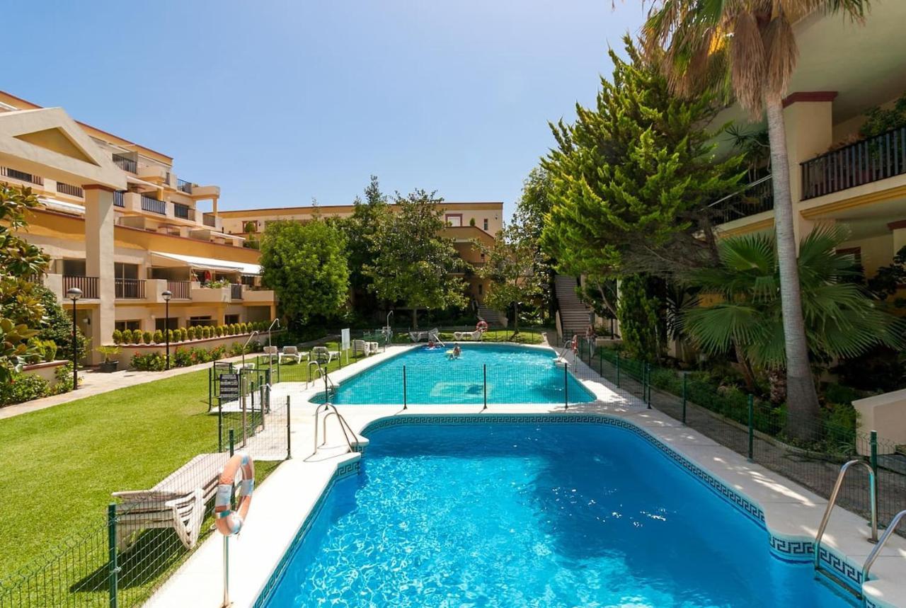 Oleholidays 806 Romana Playa Primera Linea De Playa Marbella Luaran gambar